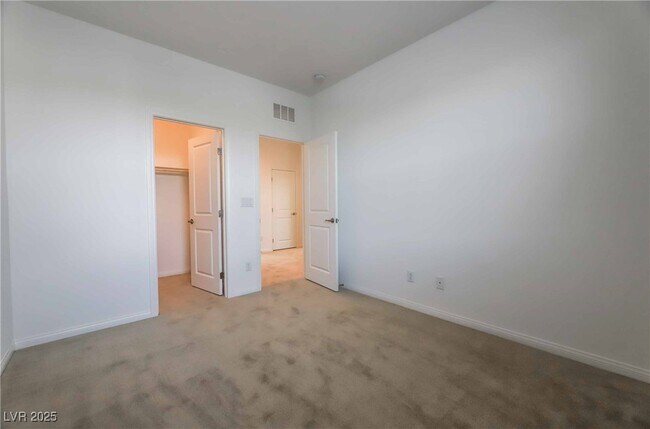 Building Photo - 11586 Monte Isola St