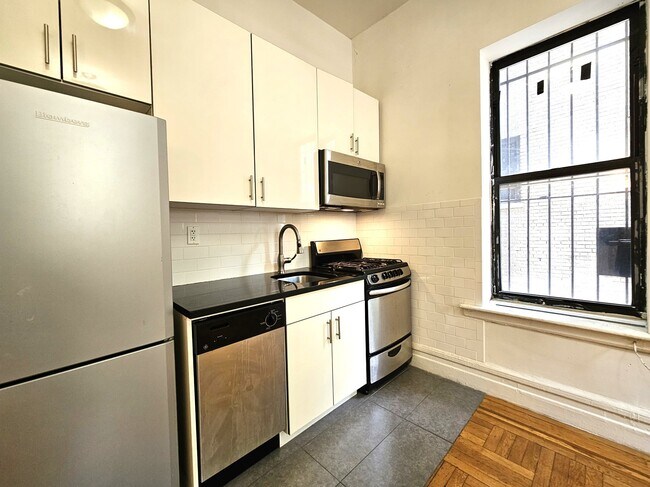 Floorplan - 664 West 163rd Street