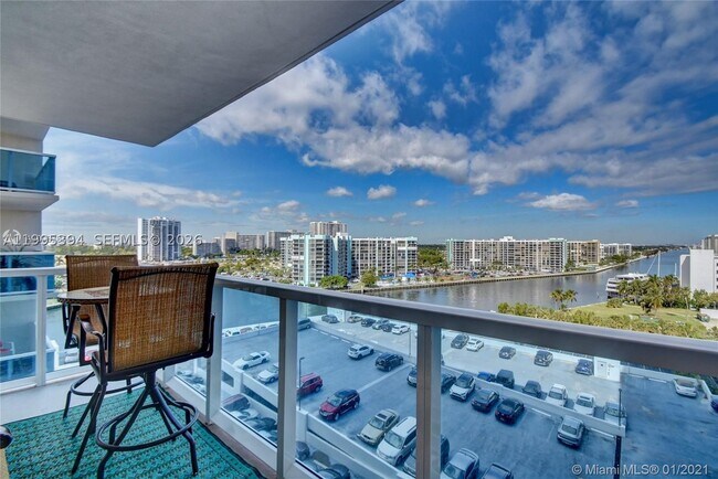Building Photo - 3800 S Ocean Dr