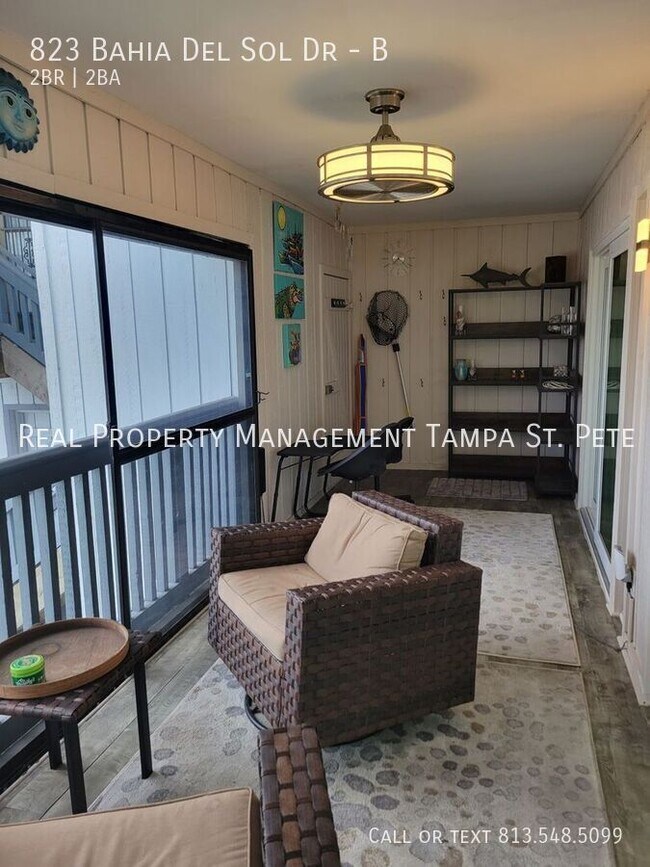 Building Photo - 823 Bahia Del Sol Dr