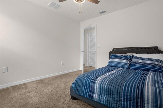 Building Photo - 2498 Empress Dr