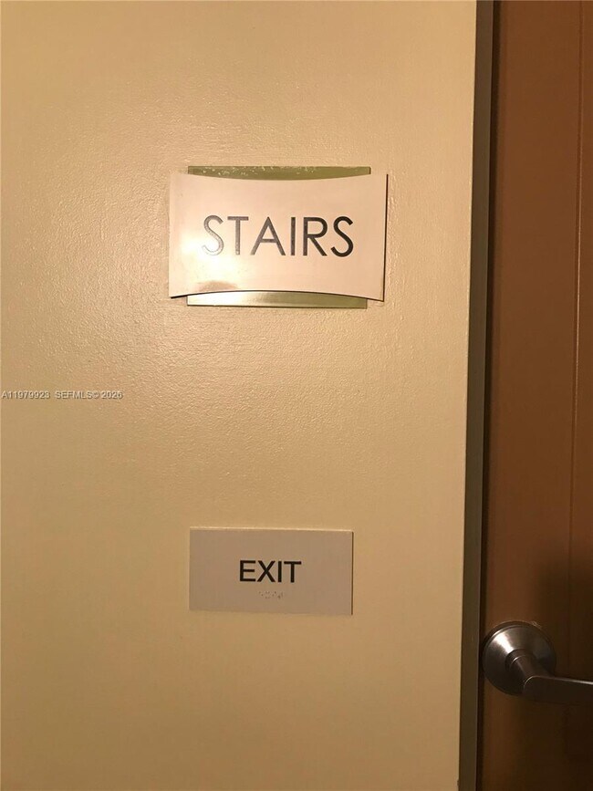 Building Photo - 7350 SW 89th St