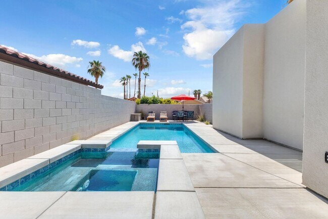 Building Photo - 51855 Avenida Juarez