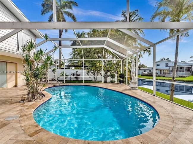 Primary Photo - 3917 E Lake Rd