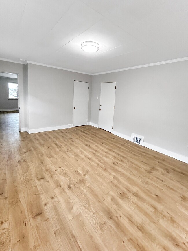 Building Photo - 500 S Mathilda St