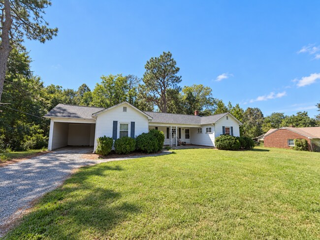 Building Photo - 2307-A S NC Highway 87