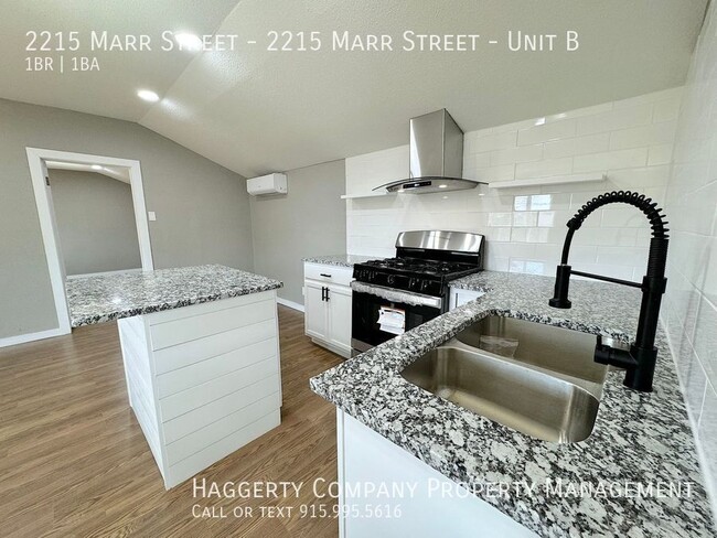 Building Photo - Renovated 1 bed/1 bath Refrig A/C ALL UTIL...