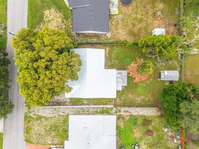 Building Photo - 145 Beverly Dr