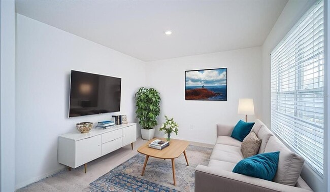 Building Photo - 326 Meadowbrook Blvd