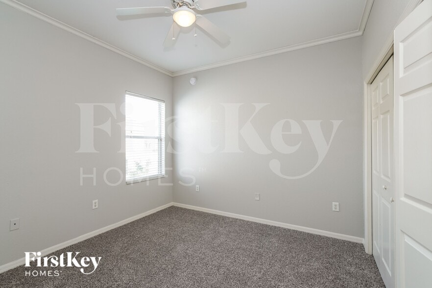 Building Photo - 3261 Pebblebrooke Blvd