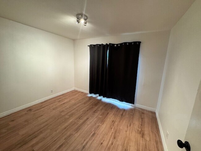 Building Photo - Conveniently Located Home with Attached Studio!