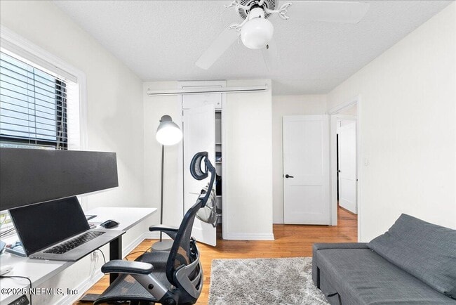 Building Photo - 4817 Kerle St