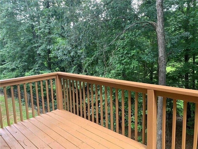 Building Photo - 530 Constellation Overlook SW