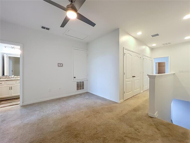 Building Photo - 12043 White Wave Point