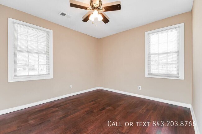 Building Photo - 6088 Bears Bluff Rd