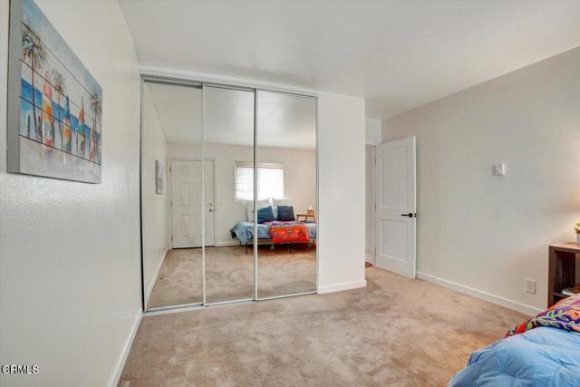 Building Photo - 385 E Surfside Dr
