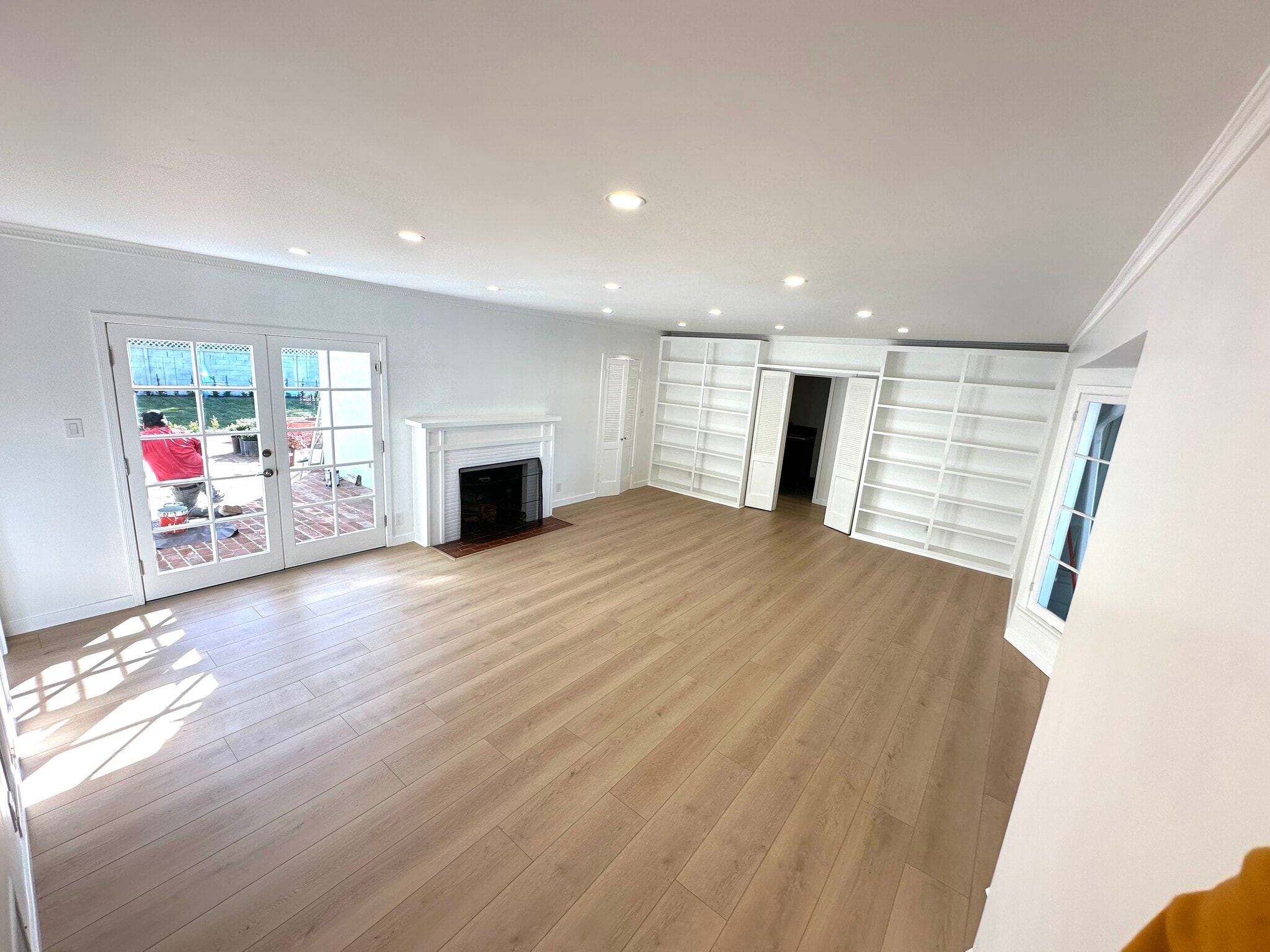 Building Photo - 712 Woodruff Ave