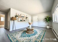 Building Photo - 4319 Dewey Dr