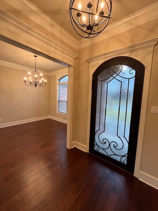 Building Photo - Beautiful 3/2 Brick Home Millers Glen Subdivision of Sherwood, Arkansas