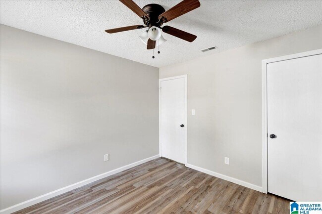 Building Photo - 2111 Pentland Dr