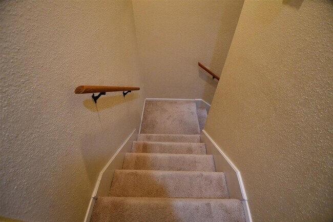 Building Photo - 2596 Bering Dr