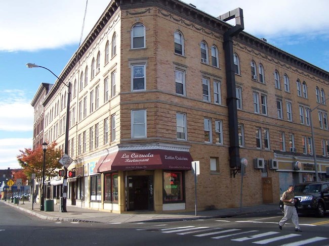 Building Photo - Towerview Apartments