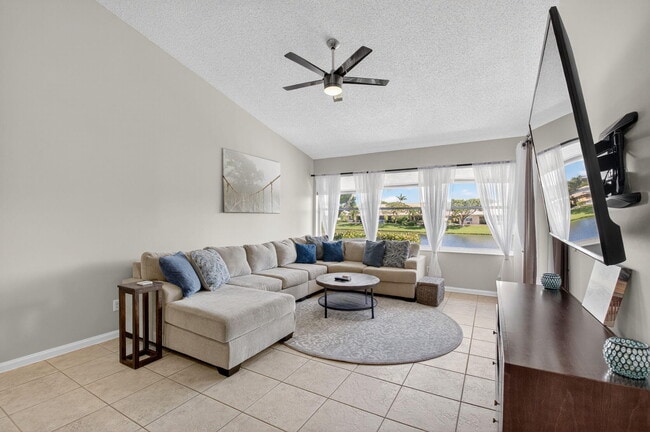 Building Photo - 235 Coral Trace Ln