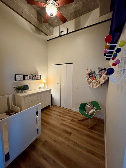 2nd bed - 320 E 21st St