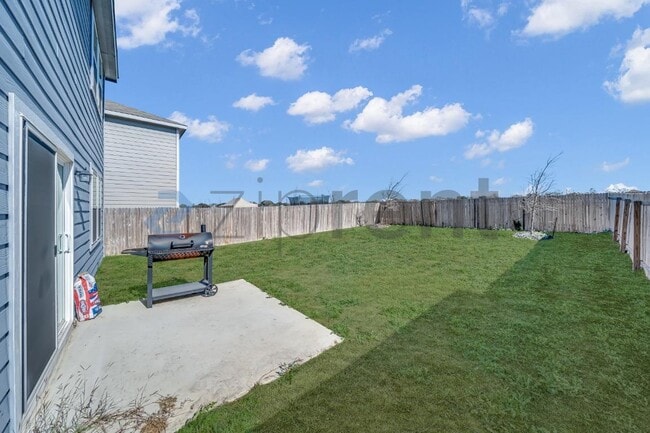 Building Photo - 3126 Dreamweaver