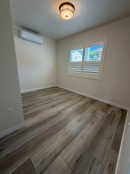 3rd bedroom - 2540 E Dunes St
