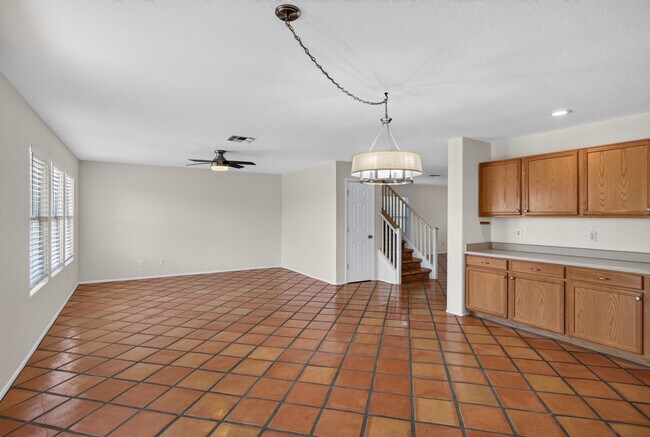Building Photo - 10360 E Malta St