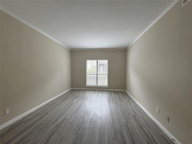 Building Photo - 1201 Bering Dr
