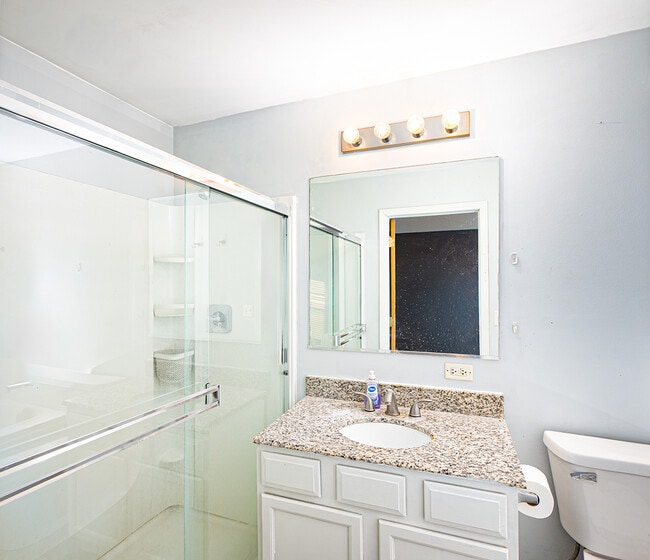 Building Photo - 511 Maggie Ln