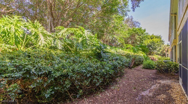 Building Photo - 2200 Arielle Dr