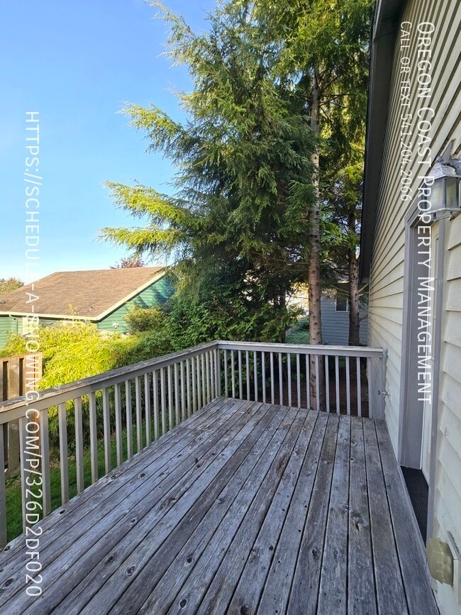 Building Photo - 135 S Quadrant St