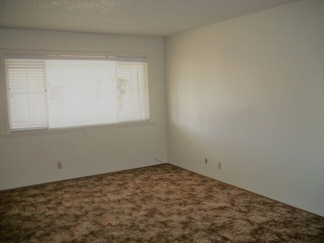 Building Photo - West216