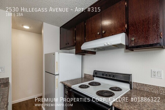 Building Photo - 2530 Hillegass Ave