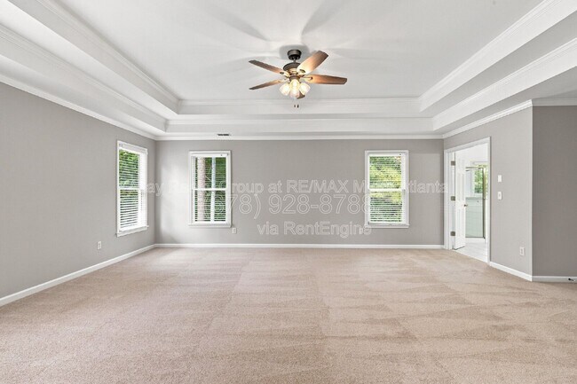 Building Photo - 6725 Ridgefield Dr