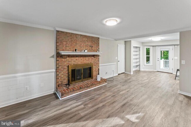 Building Photo - 2320 Harpoon Dr