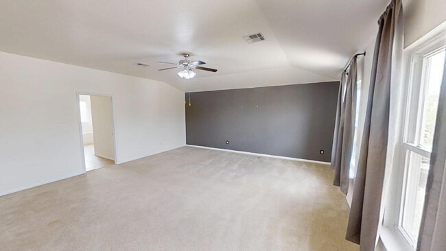 Building Photo - Expansive Living and Stylish Updates in So...