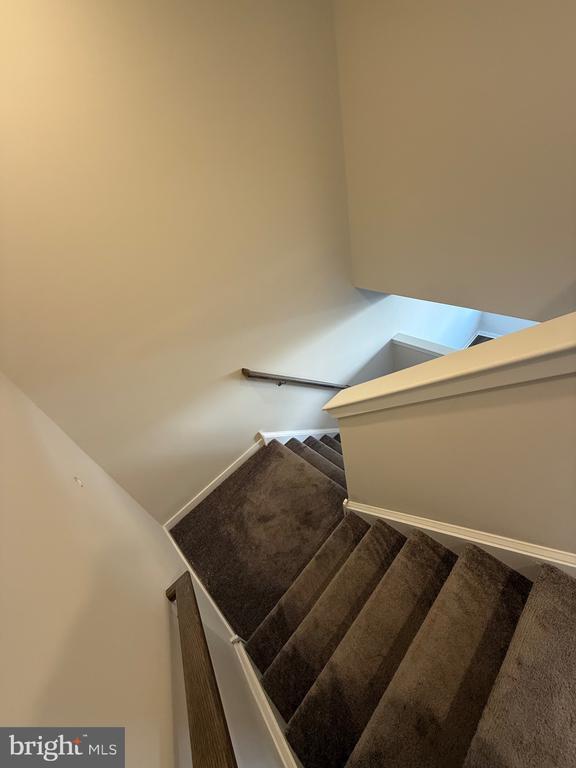 Building Photo - 83 Four Leaf Dr