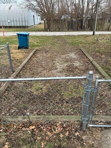 Off-street parking in back - 1510 S 12th St