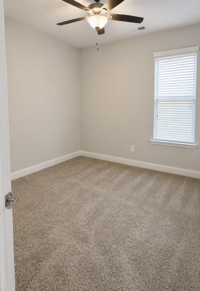 Building Photo - 3457 Sumersbe court