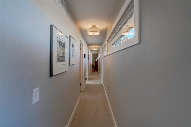 Building Photo - 5601 Russett Rd