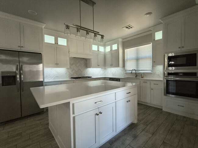 Building Photo - 6259 NW 178th Cir