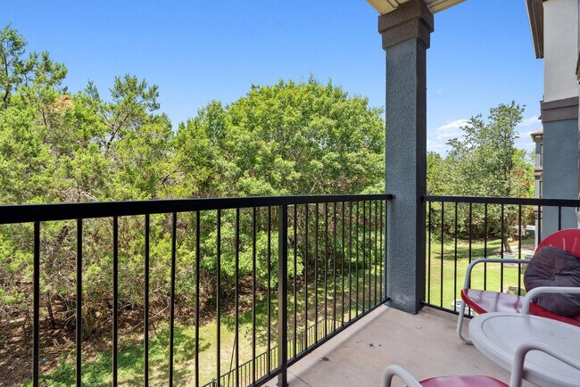 Building Photo - 12100 Metric Blvd