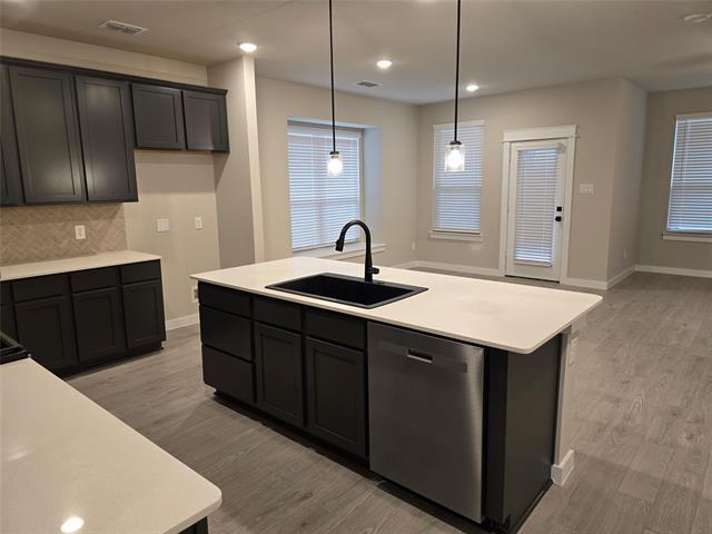 Building Photo - 3808 Malibu Dr