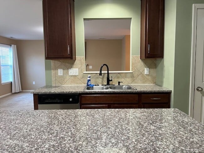 Building Photo - 68 Bicentennial Way