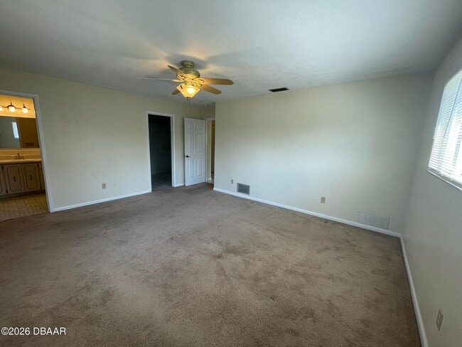 Building Photo - 524 Pelican Bay Dr