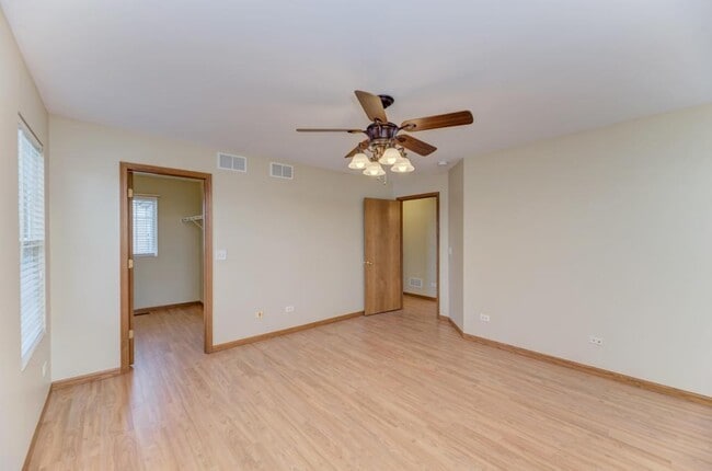 Building Photo - 5130 Freeport Ct